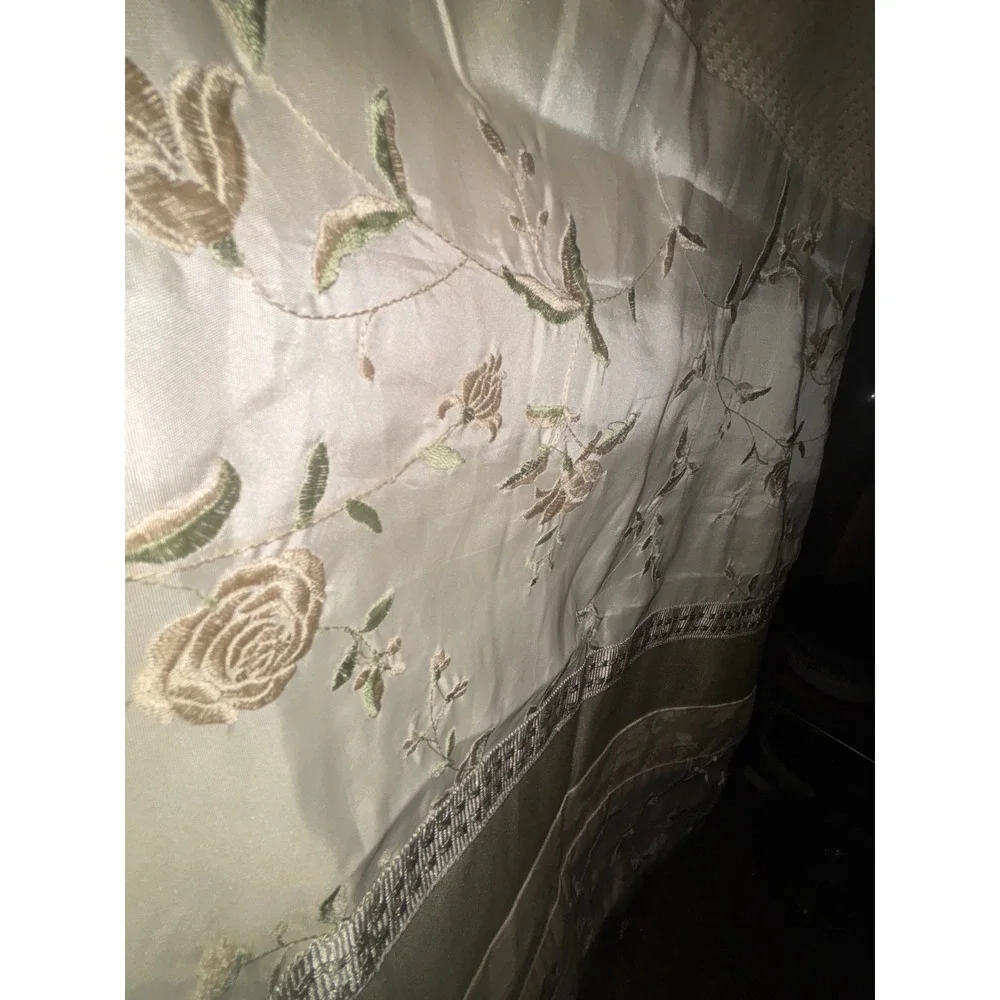 JCPenney Home Collection Floral Embroidered Patchwork Pillow Shams Sage Beige